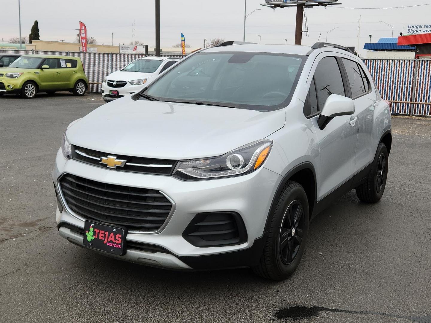 2021 SILVER Chevrolet Trax LT (KL7CJPSB8MB) with an ENGINE, ECOTEC TURBO 1.4L VARIABLE VALVE TIMING DOHC 4-CYLINDER SEQUENTIAL MFI engine, located at 4110 Avenue Q, Lubbock, 79412, 33.556553, -101.855820 - 02/08/2025 KEY IN ENVELOPE GOD - Photo#3