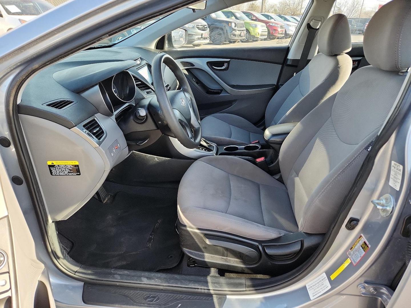 2016 SILVER Hyundai Elantra SE (5NPDH4AE1GH) with an Engine:1.8L DOHC 16V 4-Cylinder D-CVVT MPI engine, located at 4110 Avenue Q, Lubbock, 79412, 33.556553, -101.855820 - 02/13/2025 KEY IN ENVELOPE GOD - Photo#6