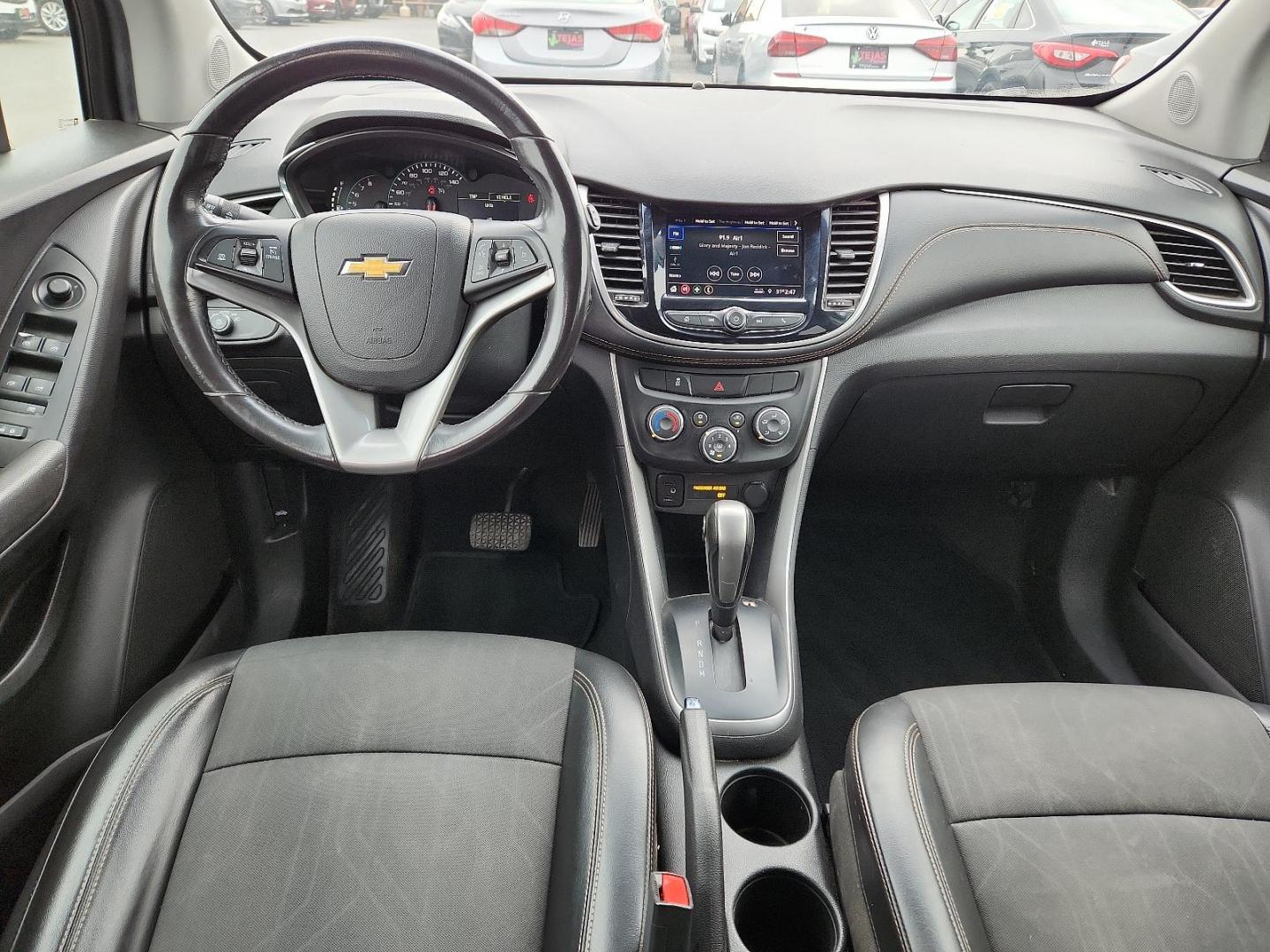 2019 GRAY Chevrolet Trax LT (KL7CJLSB0KB) with an ENGINE, ECOTEC TURBO 1.4L VARIABLE VALVE TIMING DOHC 4-CYLINDER SEQUENTIAL MFI engine, located at 4110 Avenue Q, Lubbock, 79412, 33.556553, -101.855820 - Photo#5