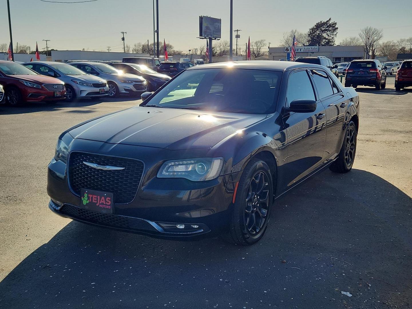 2019 Gloss Black Chrysler 300 300S (2C3CCAGG8KH) with an ENGINE: 3.6L V6 24V VVT engine, located at 4110 Avenue Q, Lubbock, 79412, 33.556553, -101.855820 - 03/01/2025 KEY IN ENVELOPE GOD - Photo#3