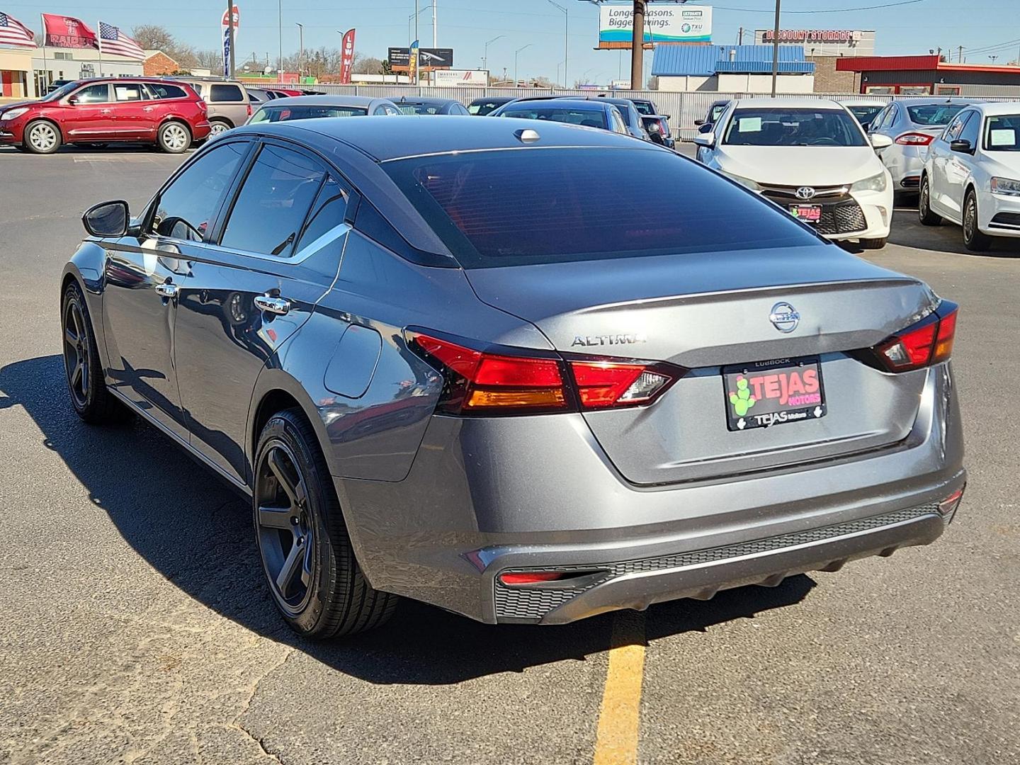 2020 GRAY Nissan Altima 2.5 S (1N4BL4BV2LC) with an Engine: 2.5L DOHC 16-Valve 4-Cylinder engine, located at 4110 Avenue Q, Lubbock, 79412, 33.556553, -101.855820 - 03/01/2025 KEY IN ENVELOPE GOD - Photo#2