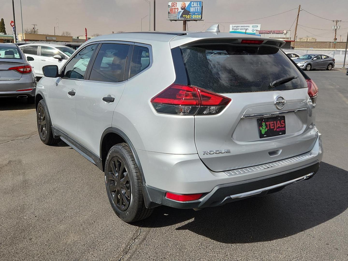 2019 Brilliant Silver Metallic - K23 /Charcoal - G Nissan Rogue S (5N1AT2MT1KC) with an Engine: 2.5L DOHC 16-Valve I4 -inc: ECO mode engine, located at 4110 Avenue Q, Lubbock, 79412, 33.556553, -101.855820 - 03/07/2025 KEY IN ENVELOPE GOD - Photo#2